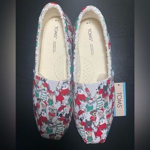 Women’s Toms Size 10 holiday sweater dogs